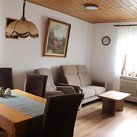 Brautrockstube * Bullay